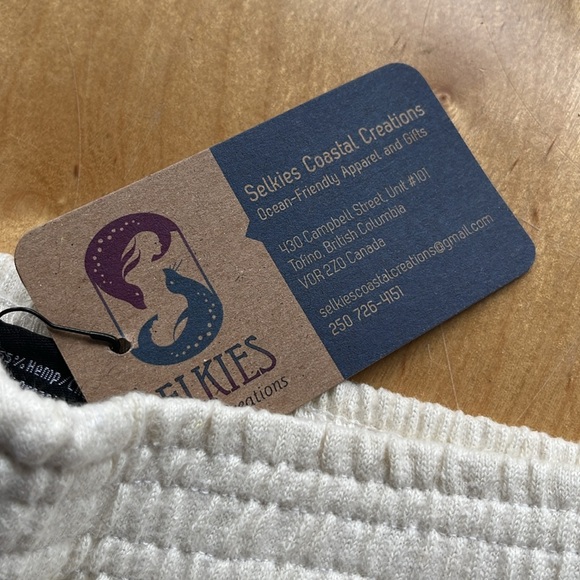 BNWT organic cotton and hemp shorts. - Picture 3 of 7